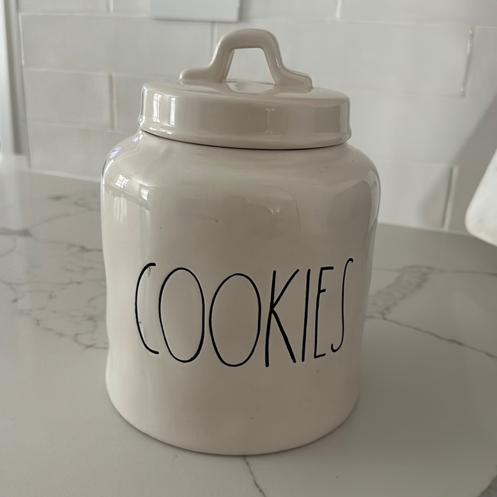 Rae Dunn Cookie Canister